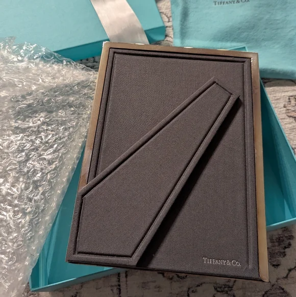 Rectangular Frame - Picture 3 of 4